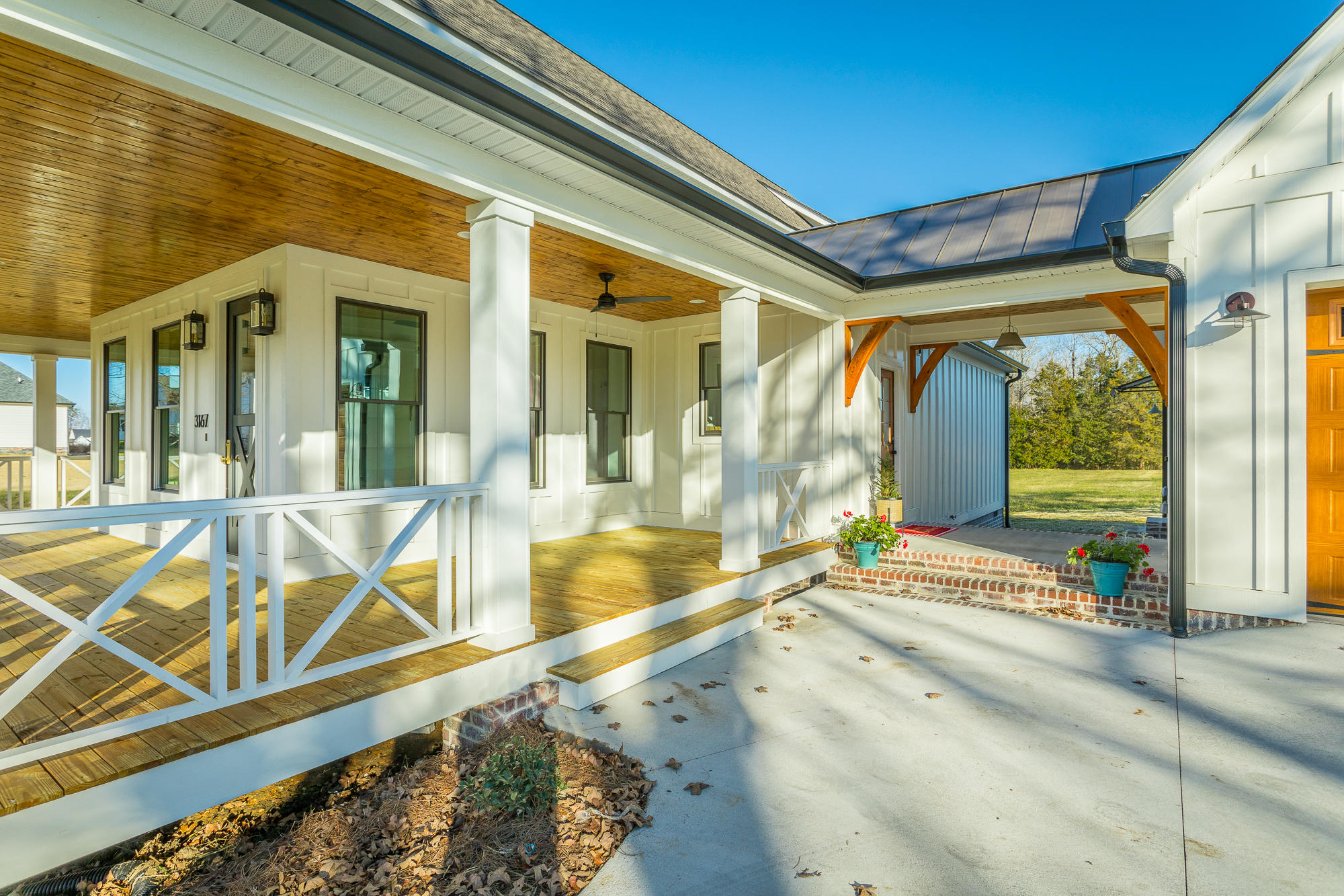3167 Pine Grove Road Ringgold, GA 30736 - Photo 41 of 47 Front Porch