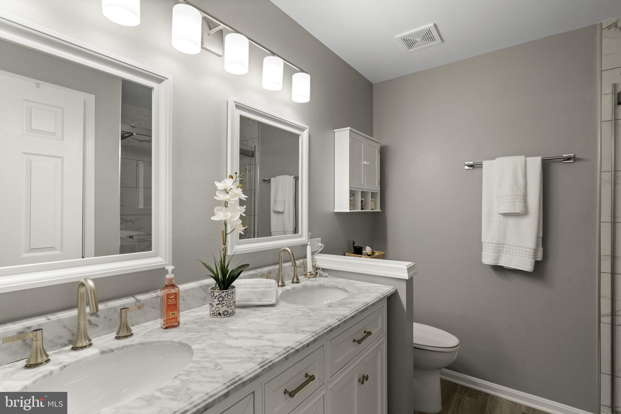 21781 Baldwin Square Sterling, VA 20164 - Photo 17 of 34