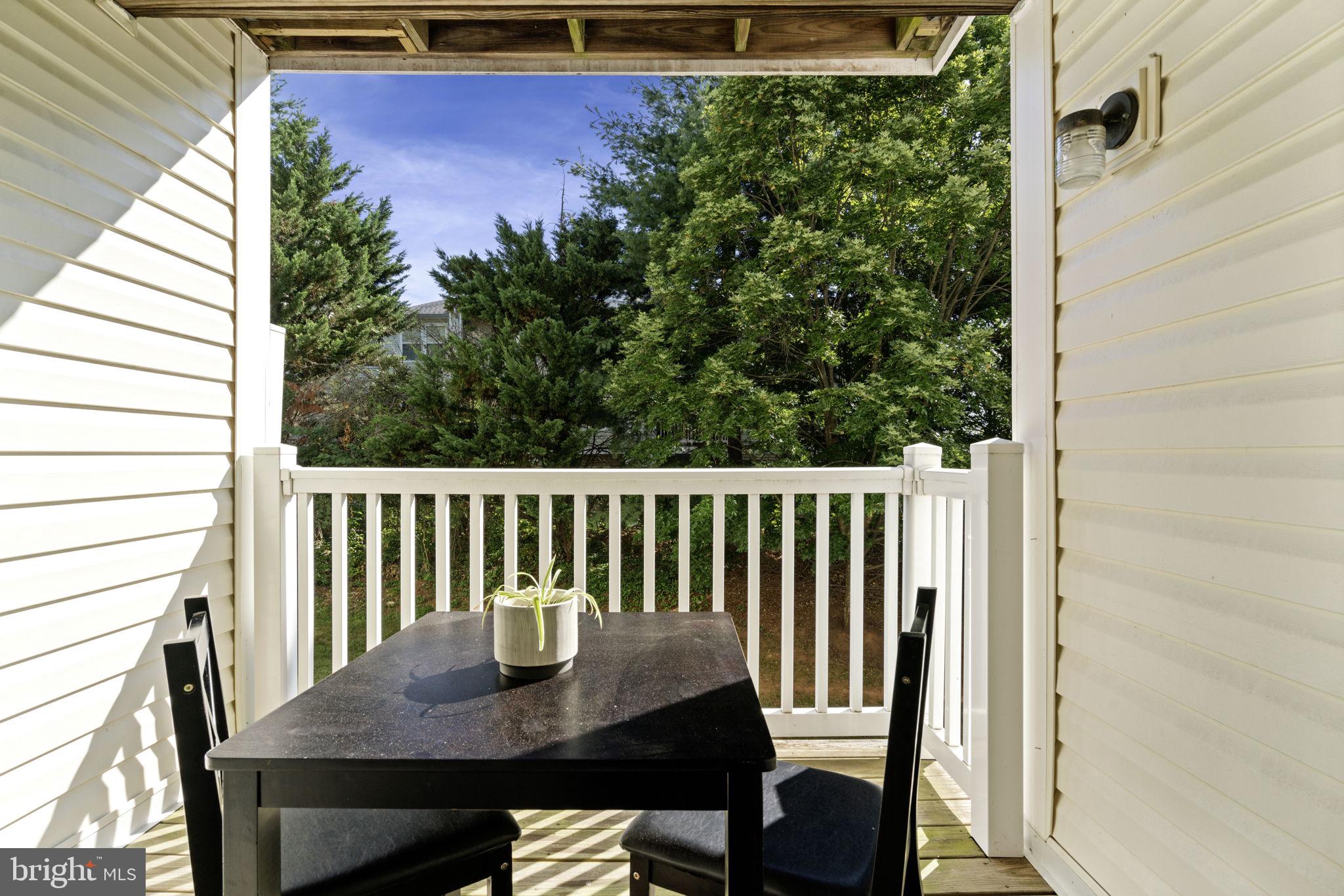 21781 Baldwin Square Sterling, VA 20164 - Photo 23 of 34