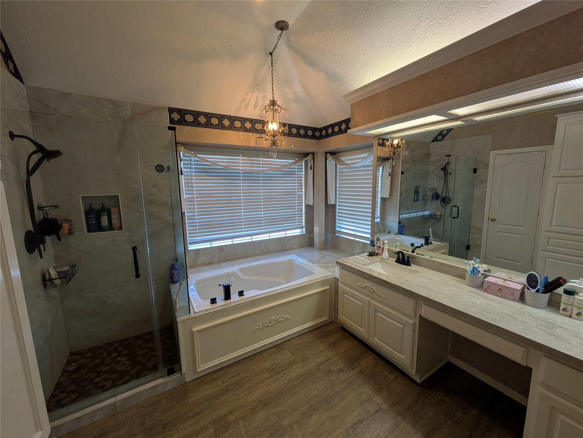 9222 Symphonic Lane Houston, TX 77040 - Photo 12 of 33 Guest Bedroom 2, recent LVP Flooring