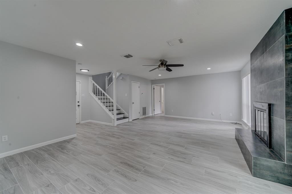 78 Brookflower Road The Woodlands, TX 77380 - Photo 5 of 21