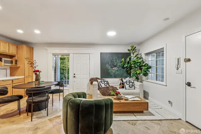 $2,599,000 | 729 Douglass Street, Unit A, San Francisco, CA 94114