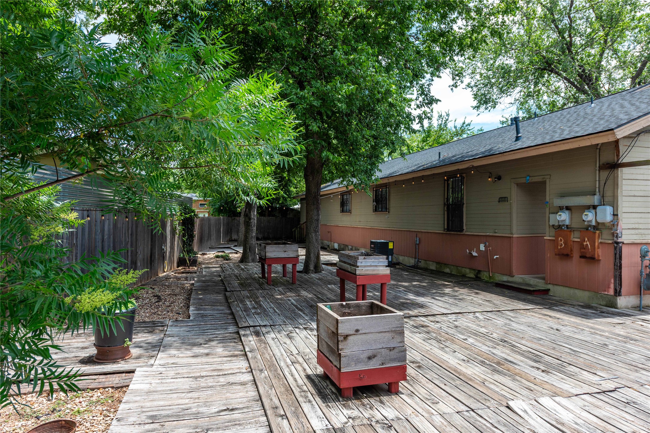5006 Sara Drive, Unit A Austin, TX 78721 - Photo 17 of 18