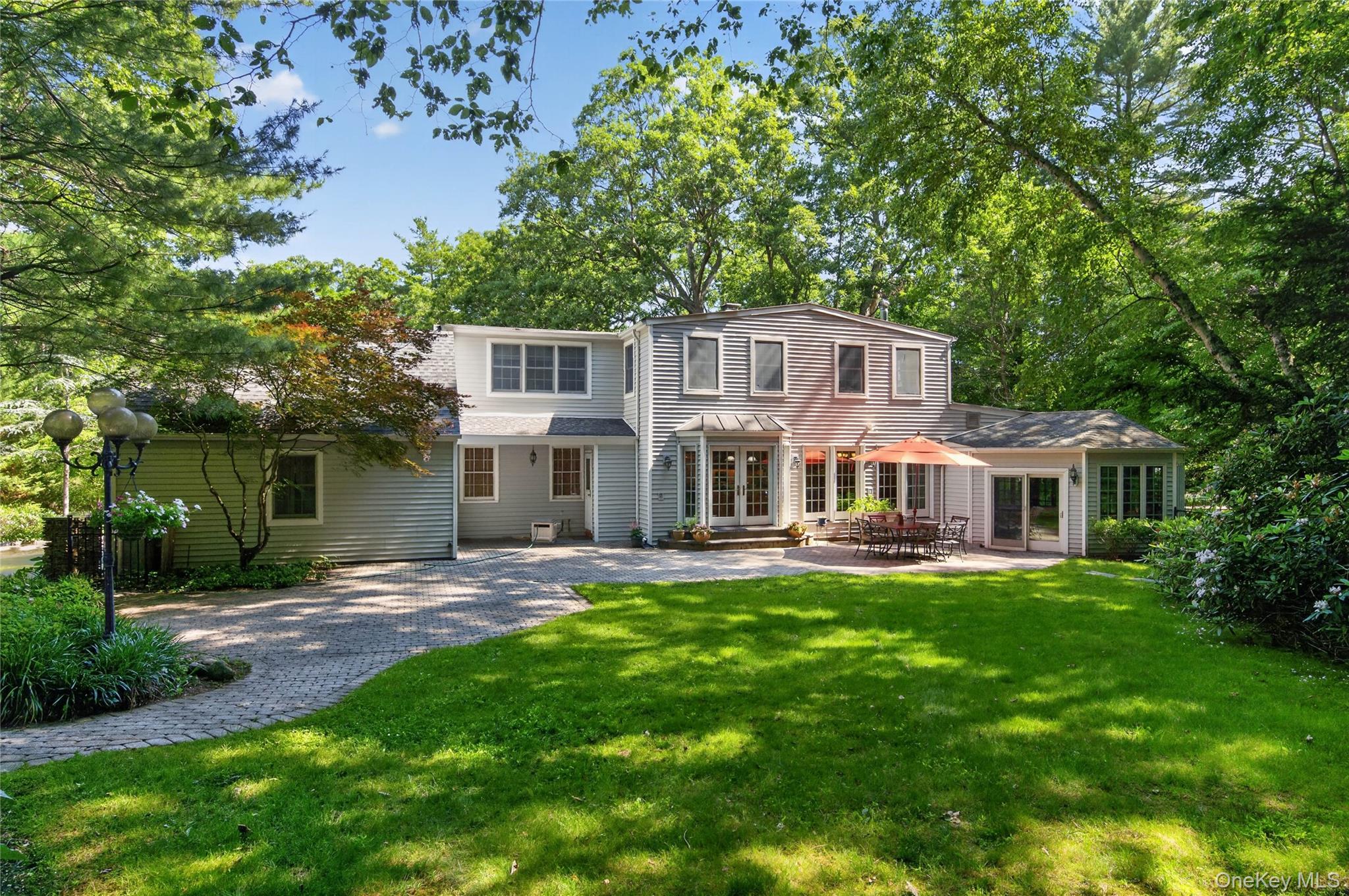 2108 Edge Road Muttontown, NY 11791 - Photo 28 of 38