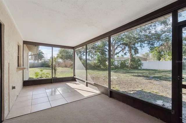 $449,999 | 7337 Cambridge Way, Clearwater, FL 33764