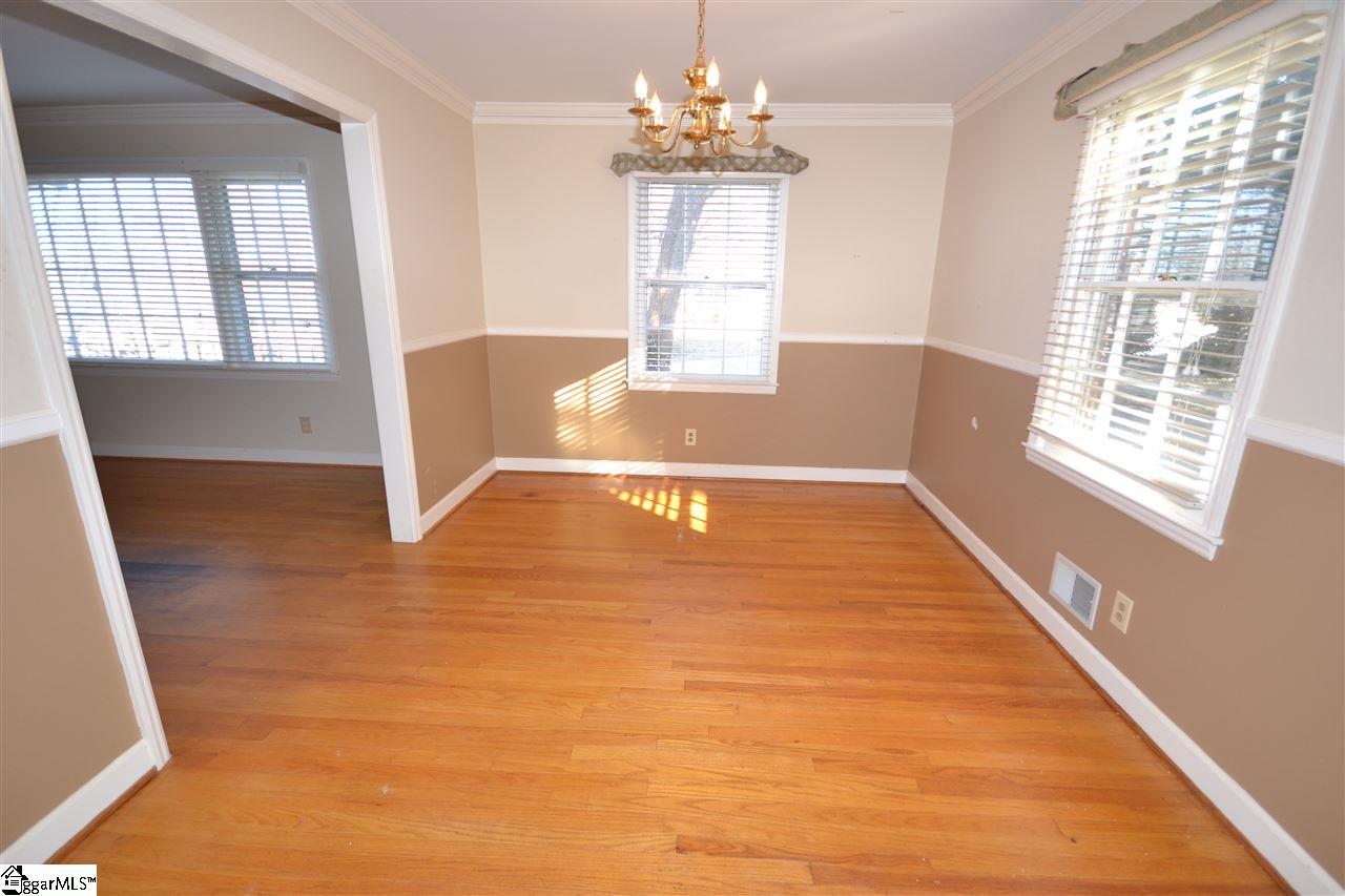 104 Montclair Road Greer, SC 29651 - Photo 9 of 19