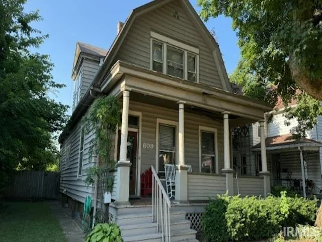 $203,000 | 609 Lawton Place, Fort Wayne, IN 46805
