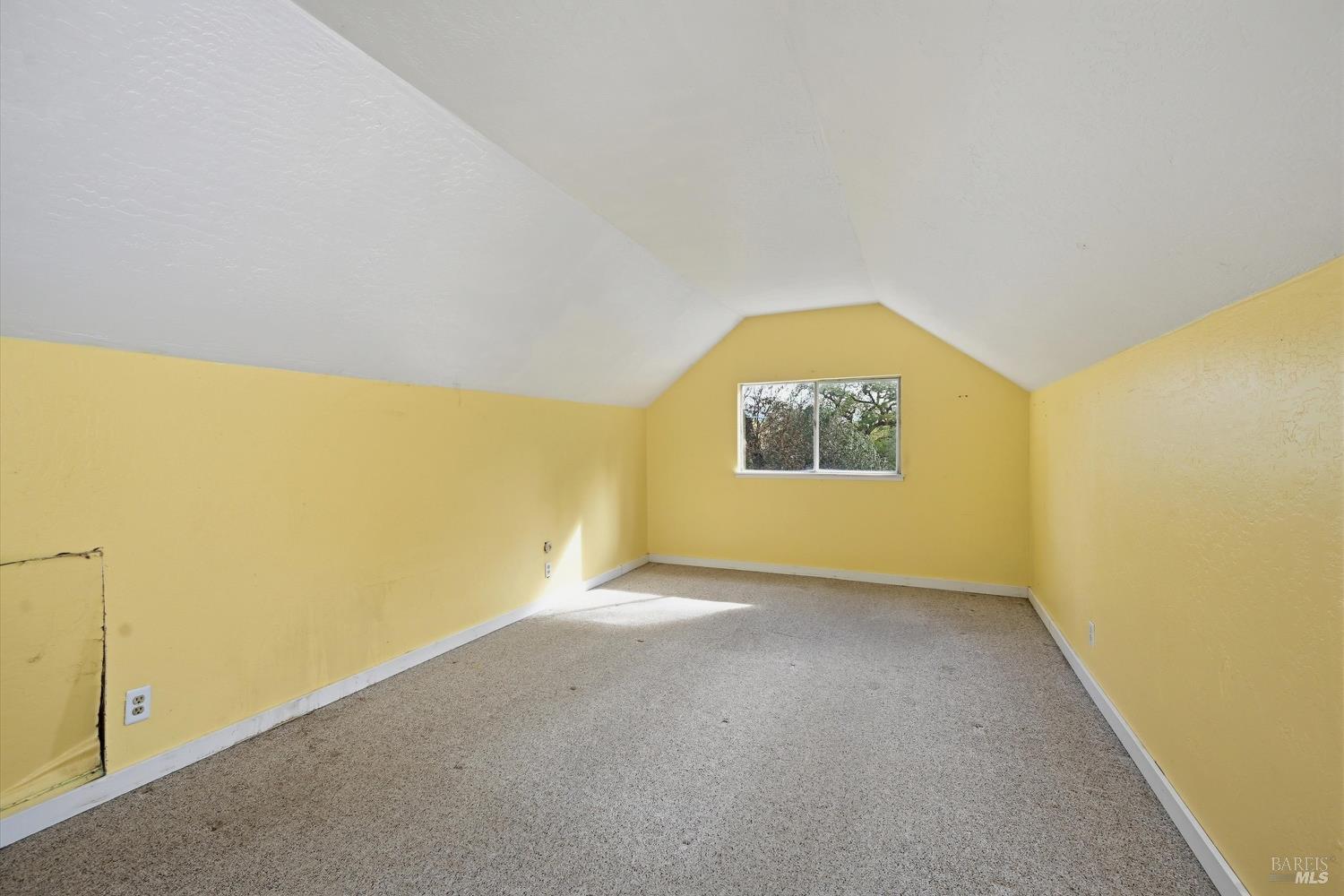 1830 Howell Mountain Road St. Helena, CA 94574 - Photo 20 of 33 an empty room with a window