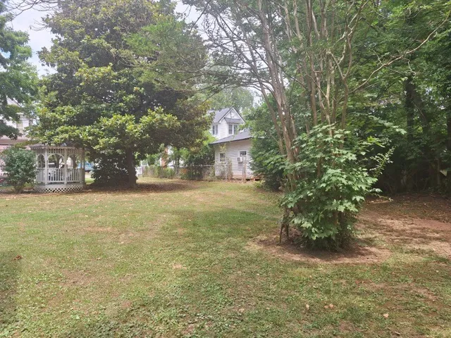 $789,000 | 213 Pulaski Street, Lawrenceburg, TN 38464