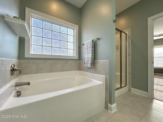 $405,000 | 422 Worsley Way, Jacksonville, NC 28546