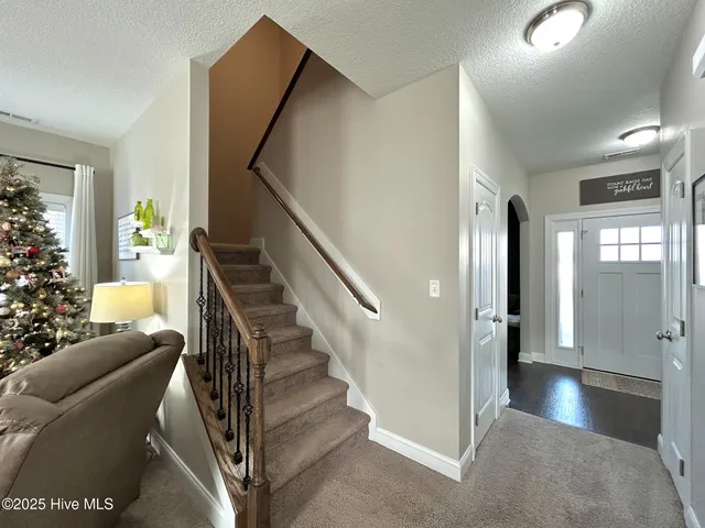 $405,000 | 422 Worsley Way, Jacksonville, NC 28546