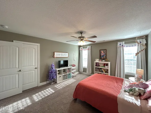 $405,000 | 422 Worsley Way, Jacksonville, NC 28546