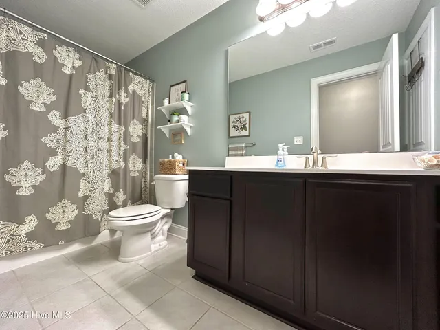 $405,000 | 422 Worsley Way, Jacksonville, NC 28546