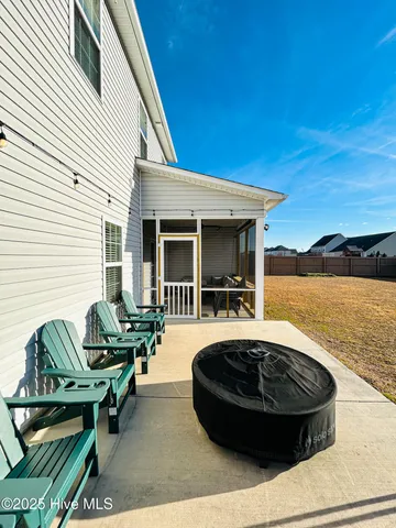 $405,000 | 422 Worsley Way, Jacksonville, NC 28546