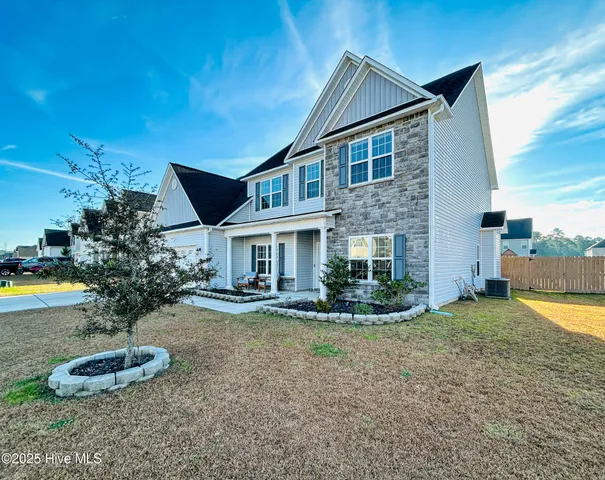 $405,000 | 422 Worsley Way, Jacksonville, NC 28546