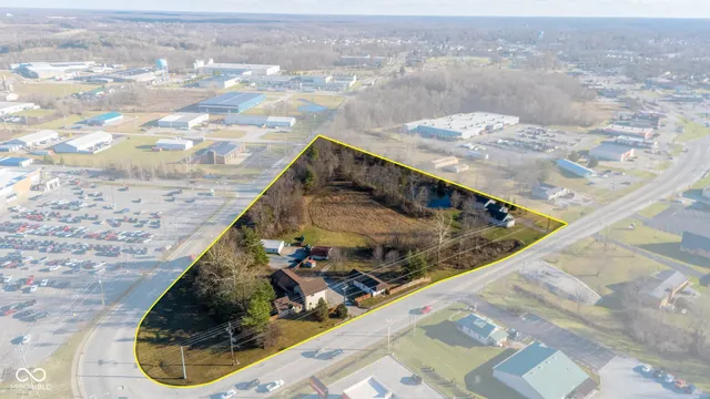 $1,600,000 | 2330 North State Highway, North Vernon, IN 47265