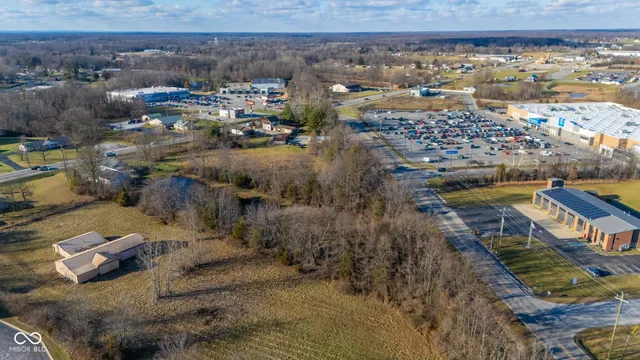 $1,600,000 | 2330 North State Highway, North Vernon, IN 47265
