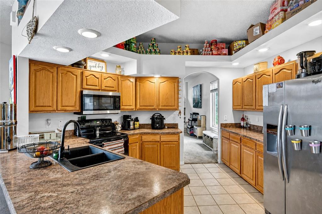 9123 Mavis Road Weeki Wachee, FL 34613 - Photo 11 of 64 Gallery Image 11