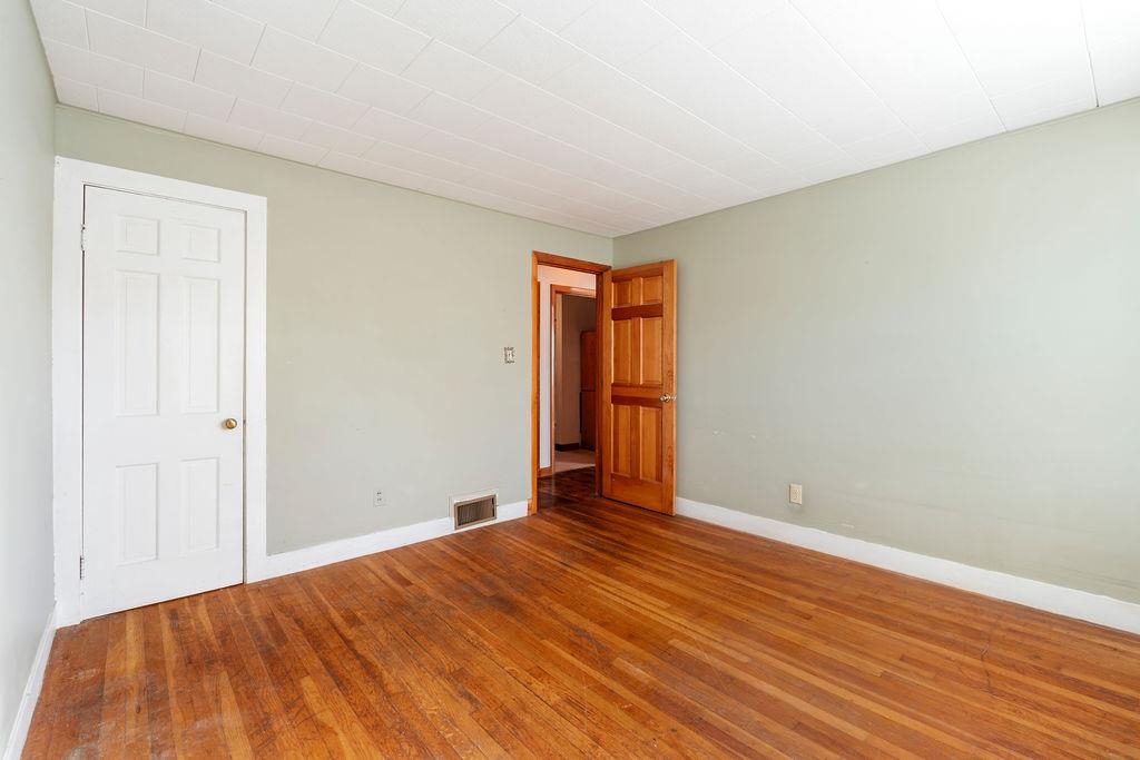 16 Douglass Way Exeter, NH 03833 - Photo 13 of 26 Gallery Image 13