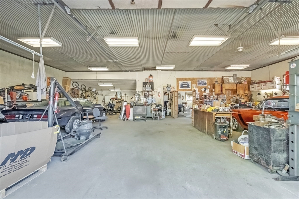 603 North Brookfield Road Oakham, MA 01068 - Photo 17 of 37