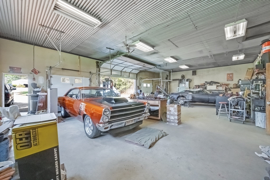 603 North Brookfield Road Oakham, MA 01068 - Photo 18 of 37