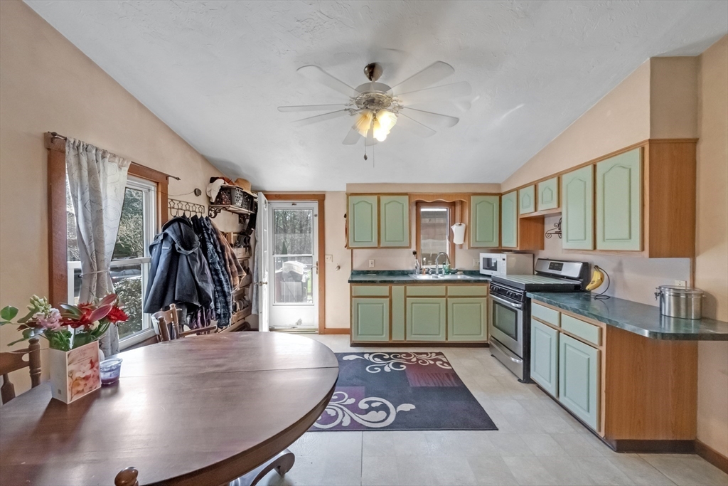 603 North Brookfield Road Oakham, MA 01068 - Photo 20 of 37