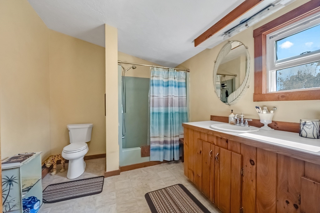 603 North Brookfield Road Oakham, MA 01068 - Photo 35 of 37