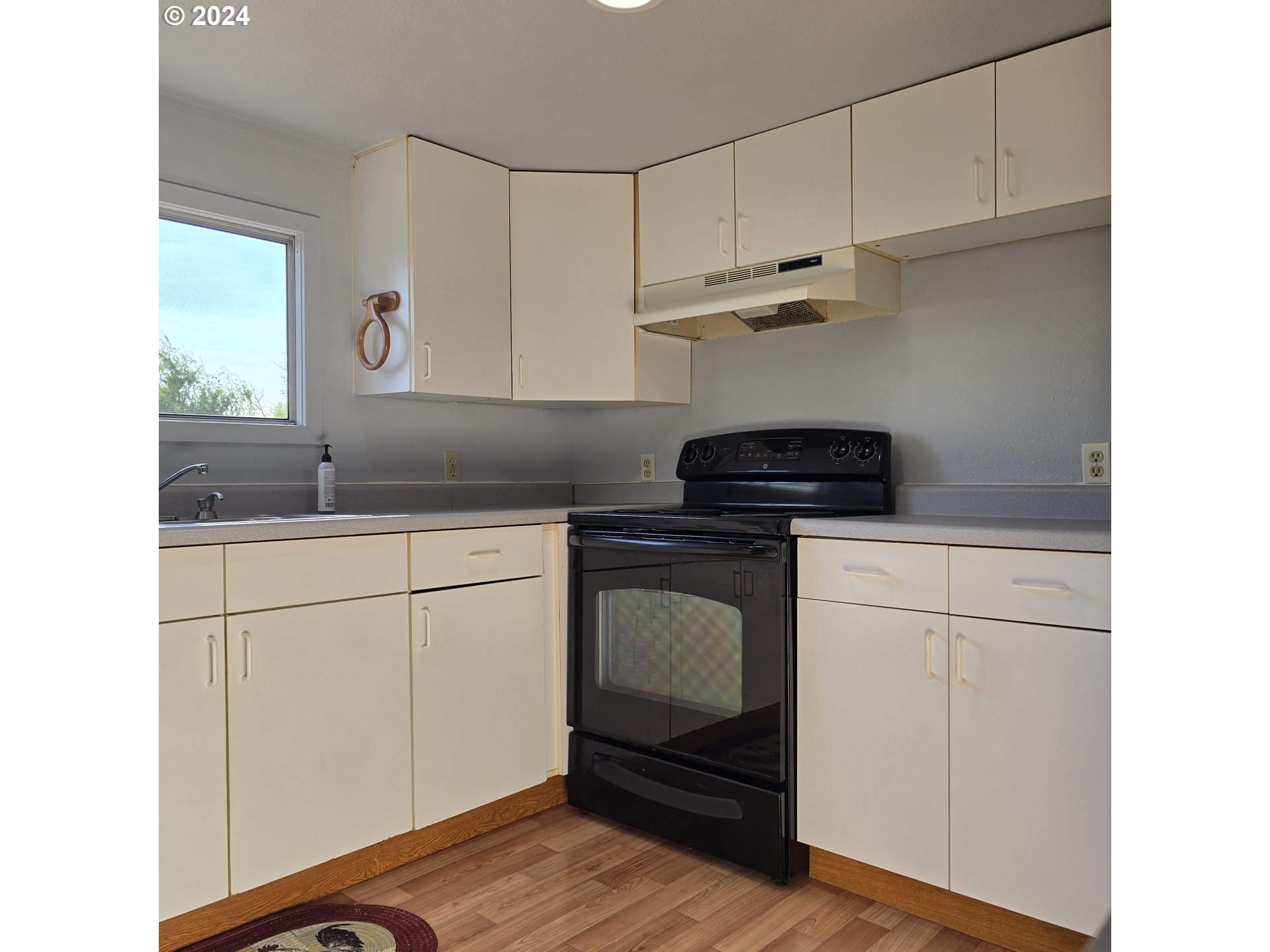 7080 Thurston Road, Unit 21 Springfield, OR 97478 - Photo 4 of 9 Gallery Image 4