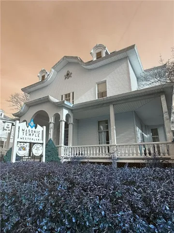 $2,300 | 20 Elm Street, Westerly, RI 02891