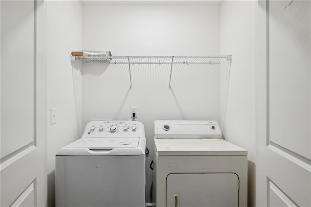 1653 Vernon Boulevard Decatur, GA 30035 - Photo 21 of 24 a utility room with dryer and washer