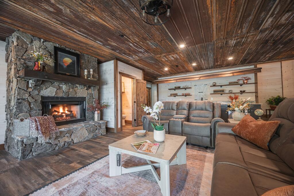 286 Mountain Ridge Blue Ridge, GA 30513 - Photo 15 of 83 Gallery Image 15