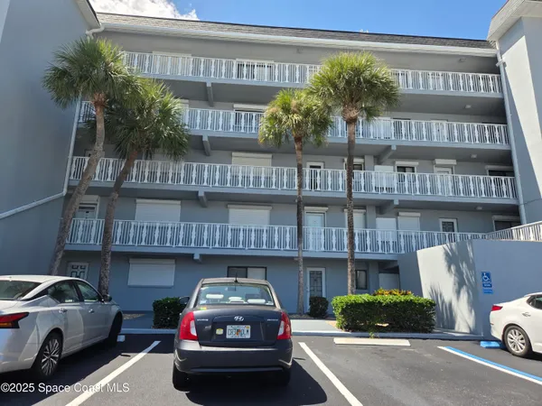 a car parked in front of a building