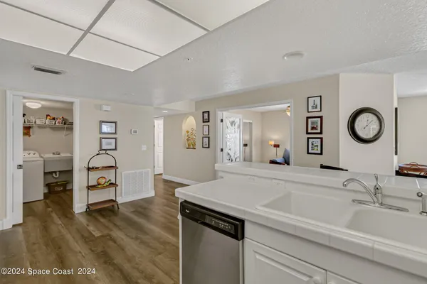 $4,400 | 2805 North Hwy A1A, Unit 601, Indialantic, FL 32903