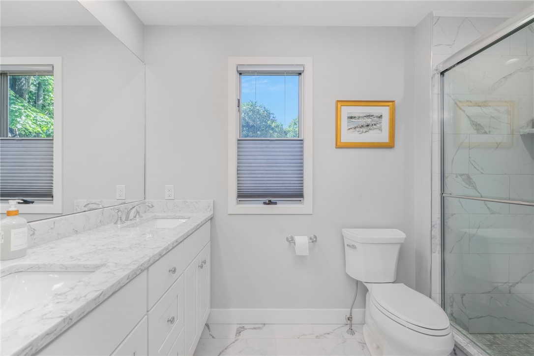 45 Bagy Wrinkle Cove Warren, RI 02885 - Photo 26 of 41 Primary Bath