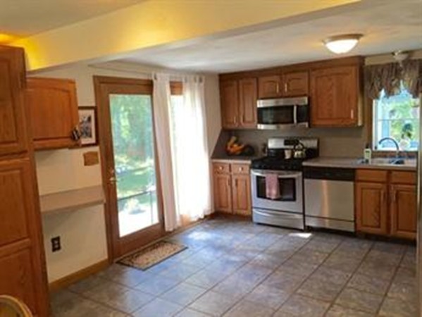 82 Tilden Road Marshfield, MA 02050 - Photo 5 of 15 Gallery Image 5