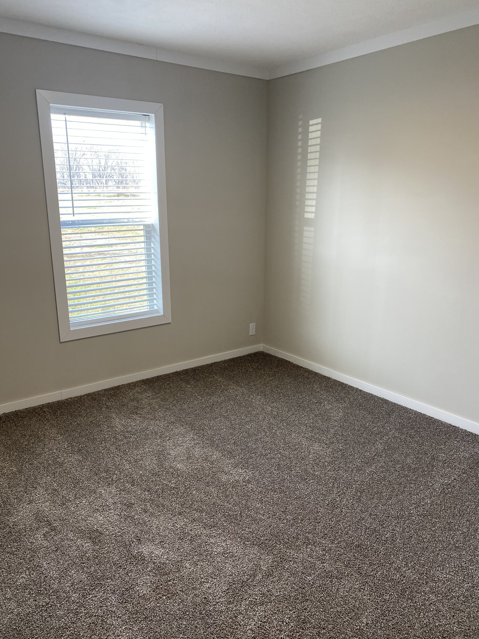 1710 Gamaliel Road Red Boiling Springs, TN 37150 - Photo 14 of 24 an empty room with a window