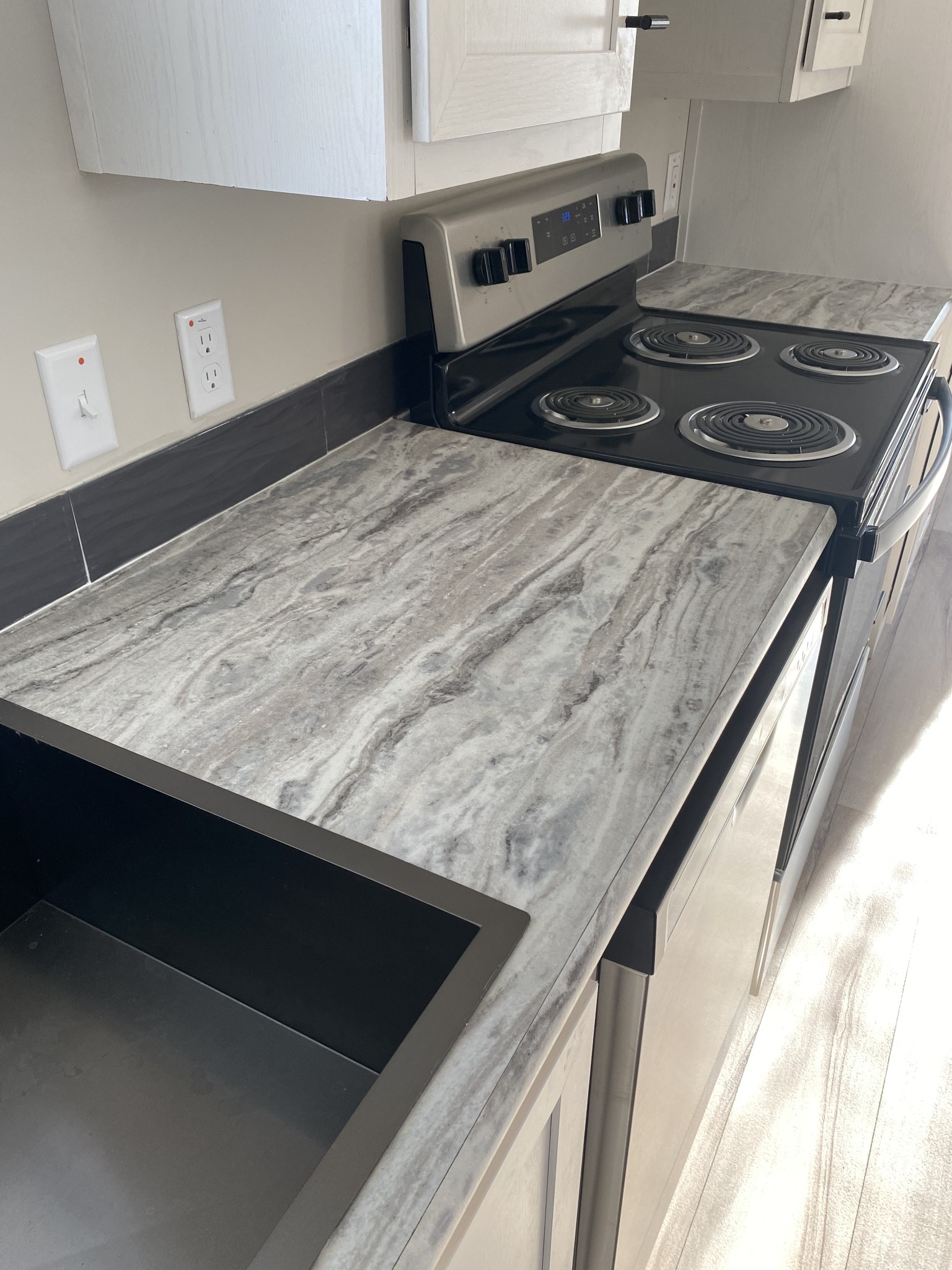 1710 Gamaliel Road Red Boiling Springs, TN 37150 - Photo 9 of 24 a close view of kitchen island