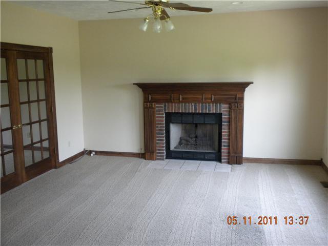 6828 South 25th Road East Pendleton, IN 46064 - Photo 4 of 15