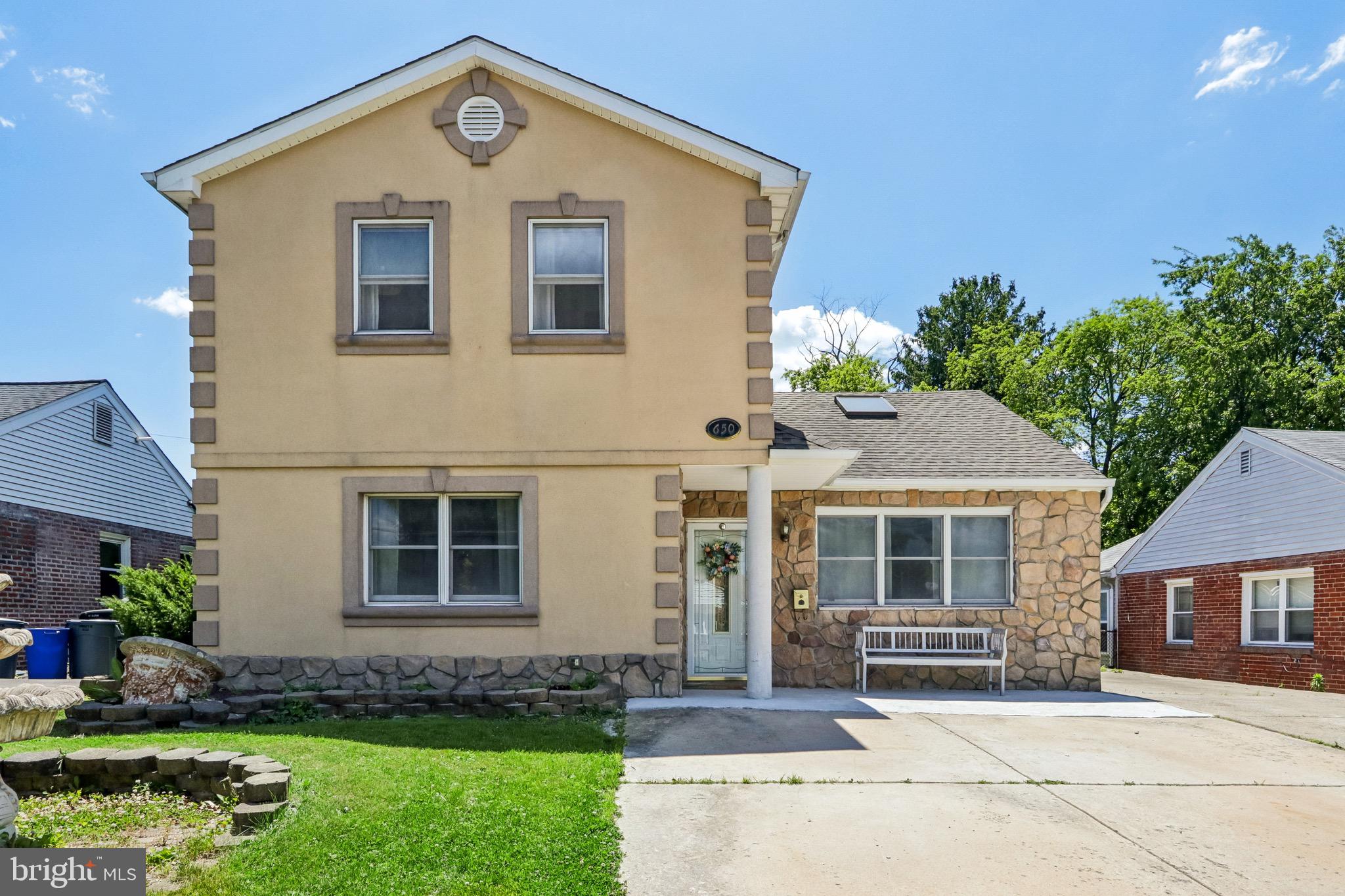 650 Hendrix Street Philadelphia, PA 19116 - Photo 2 of 53