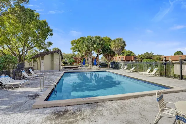 $2,995 | 4872 Northwest 95th Avenue, Sunrise, FL 33351