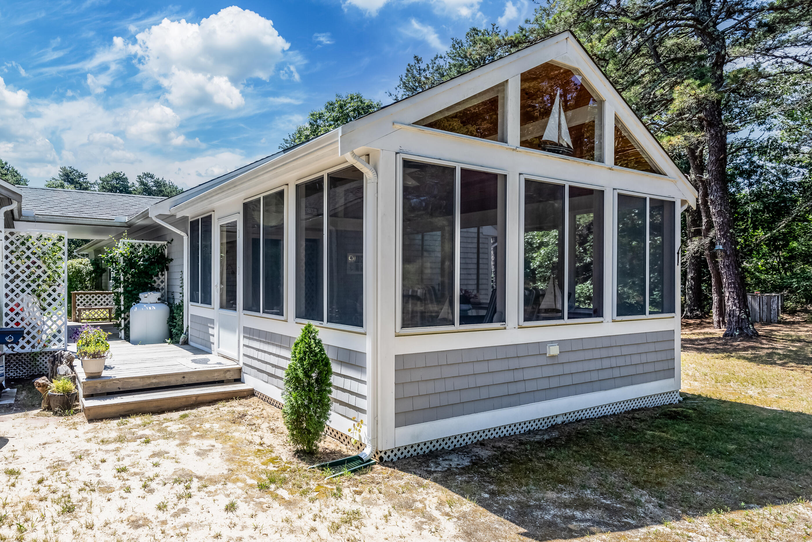 130 Pilgrim Spring Road Wellfleet, MA 02667 - Photo 8 of 39 09