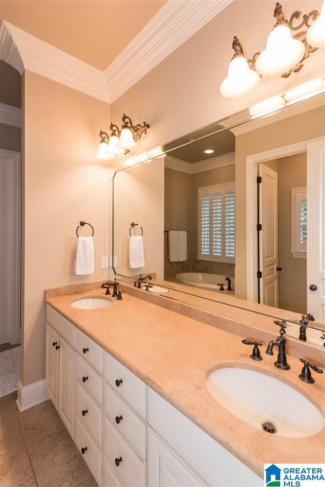 1653 Warren Lane Birmingham, AL 35243 - Photo 17 of 32