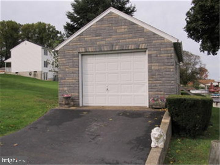 1620 Mount Laurel Road Temple, PA 19560 - Photo 16 of 16 Gallery Image 16