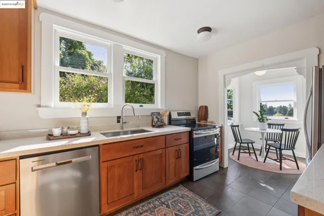 $799,000 | 4621 Walnut Street, Oakland, CA 94619