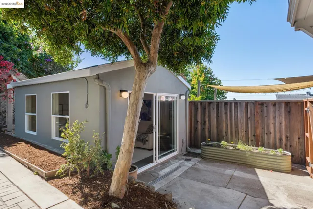 $799,000 | 4621 Walnut Street, Oakland, CA 94619