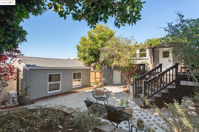 $799,000 | 4621 Walnut Street, Oakland, CA 94619