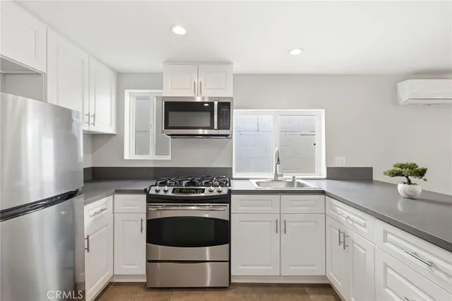 $1,799,000 | 621 Roselli Street, Burbank, CA 91501