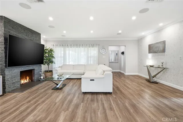 $1,799,000 | 621 Roselli Street, Burbank, CA 91501