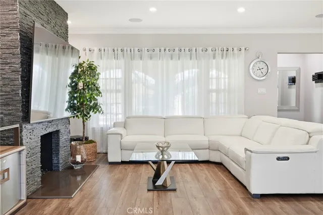 $1,799,000 | 621 Roselli Street, Burbank, CA 91501