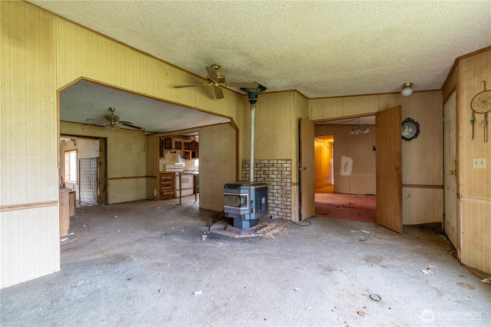 451 West Homer Adams Road Elma, WA 98541 - Photo 6 of 35